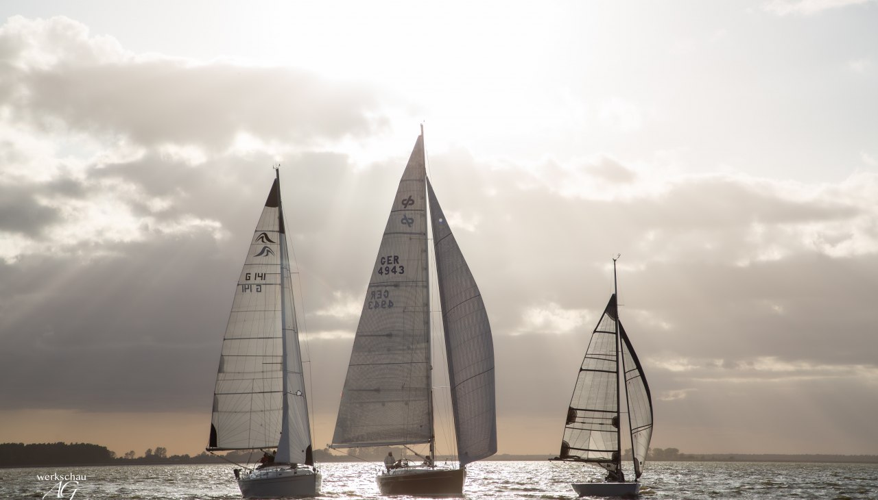 Segler auf dem Bodden, &copy; Arndt Gl&auml;ser
