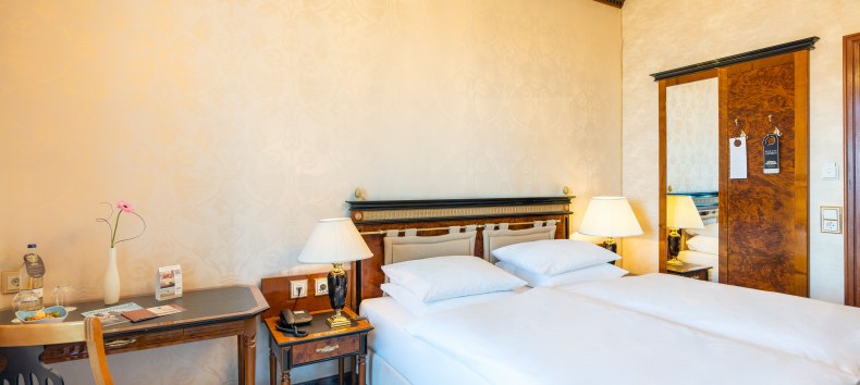 &copy; SEETELHOTELS