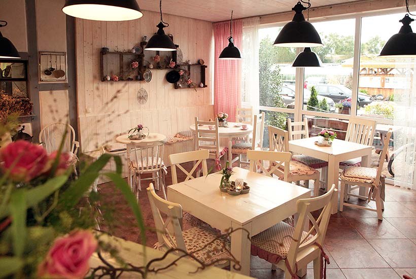 Garten-Cafe&acute;D&uuml;nninghaus, &copy; Gartenmarkt Teterow