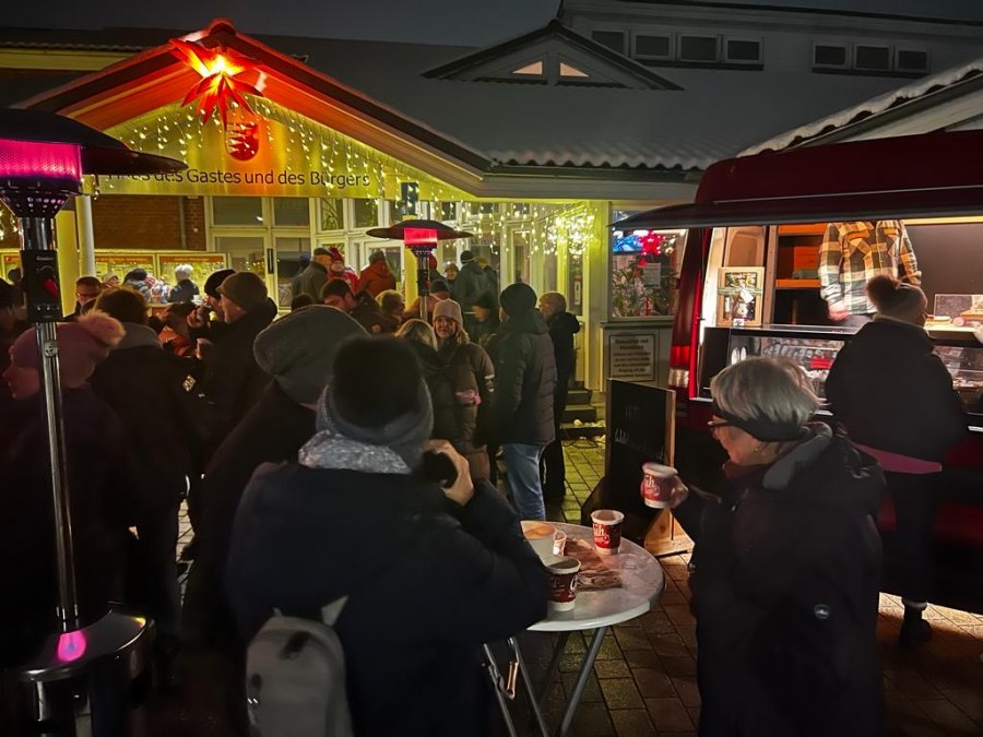 Rechliner Hüttenzauber 2023, © TDG Rechlin mbH Rechliner Hüttenzauber 2023, © TDG Rechlin mbH