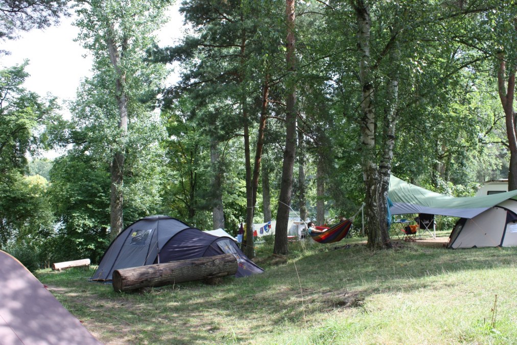 Stellplätze am Wasser, © Hans Döhring