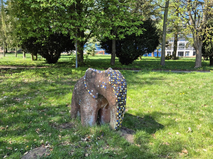 Skulptur Rutschgefahr, © Gina Schulenberg