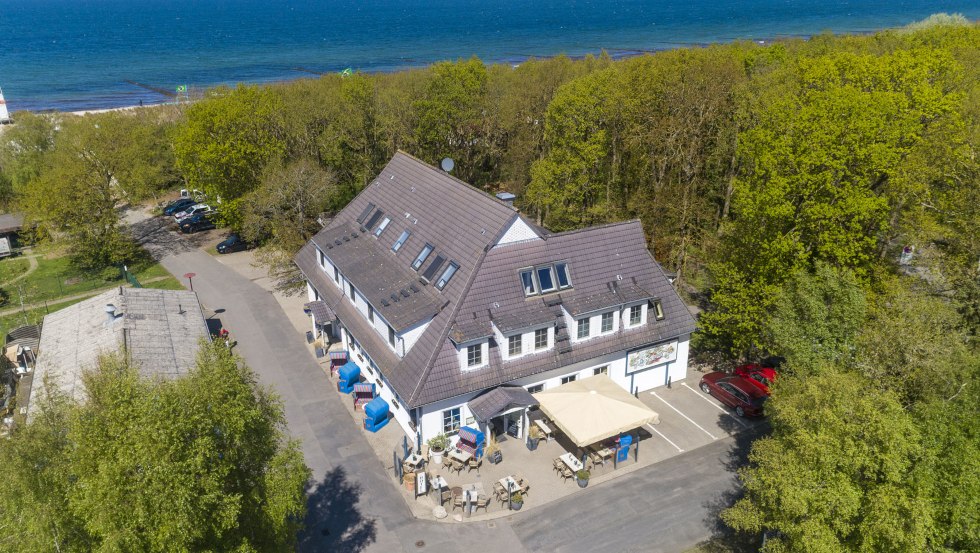 D&uuml;nenhotel am Meer // &copy; Christian Bernhardt, cck print media