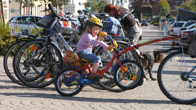 Fahrradfahren-01, &copy; Waren (M&uuml;ritz) Kur- und Tourismus GmbH