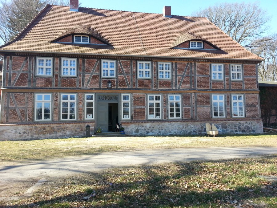 Buitenaanzicht van Below manor house, © Gutshaus Below Buitenaanzicht van Below manor house, © Gutshaus Below
