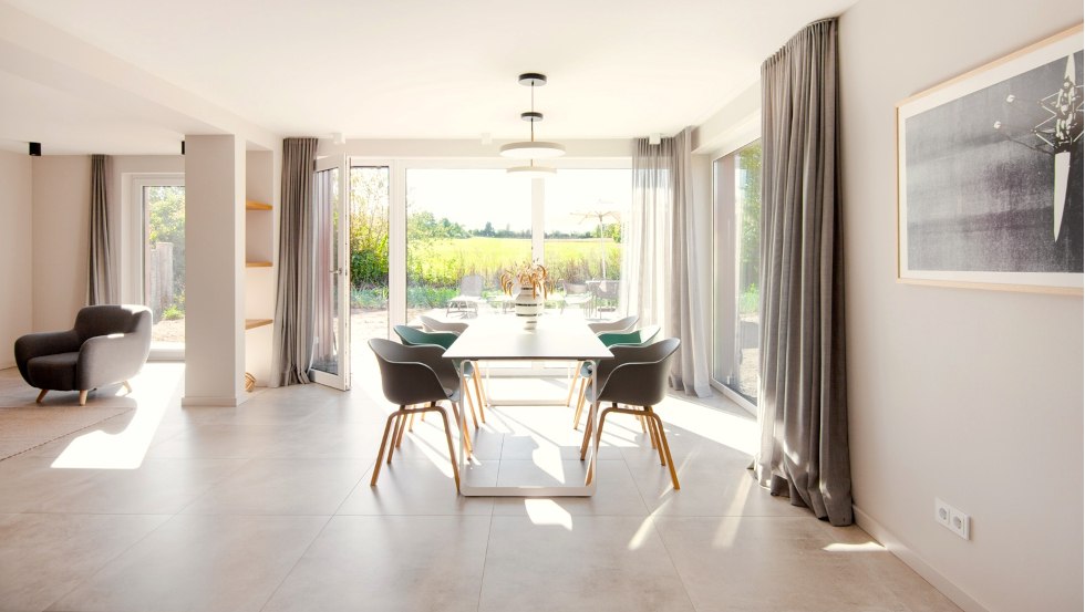 Hell und gro&szlig;z&uuml;gig gestaltet, &copy; Bades Huk Ferienresort