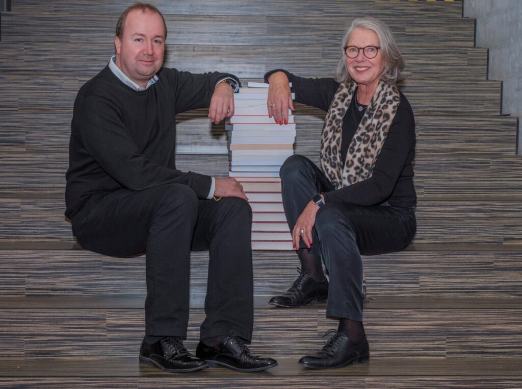 Matthias Wehry, Direktor der Landesbibliothek, im Gespr&auml;ch mit Marianne W&ouml;hrle-Braun zum Thema Jazz, &copy; Schweriner Jazznacht