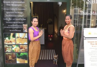 Gerne begrüßen wir Sie zu traditionellen Thai Massage, © Roland Görtz