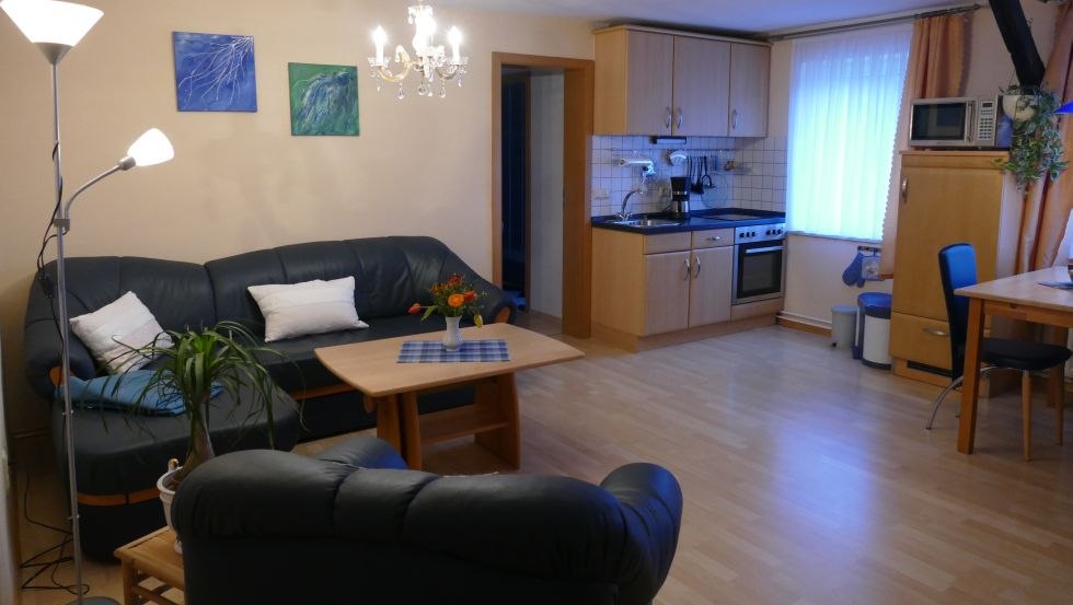 Wohnzimmer in der FeWo Haus Birgit // &copy; Birgit Pr&uuml;ter