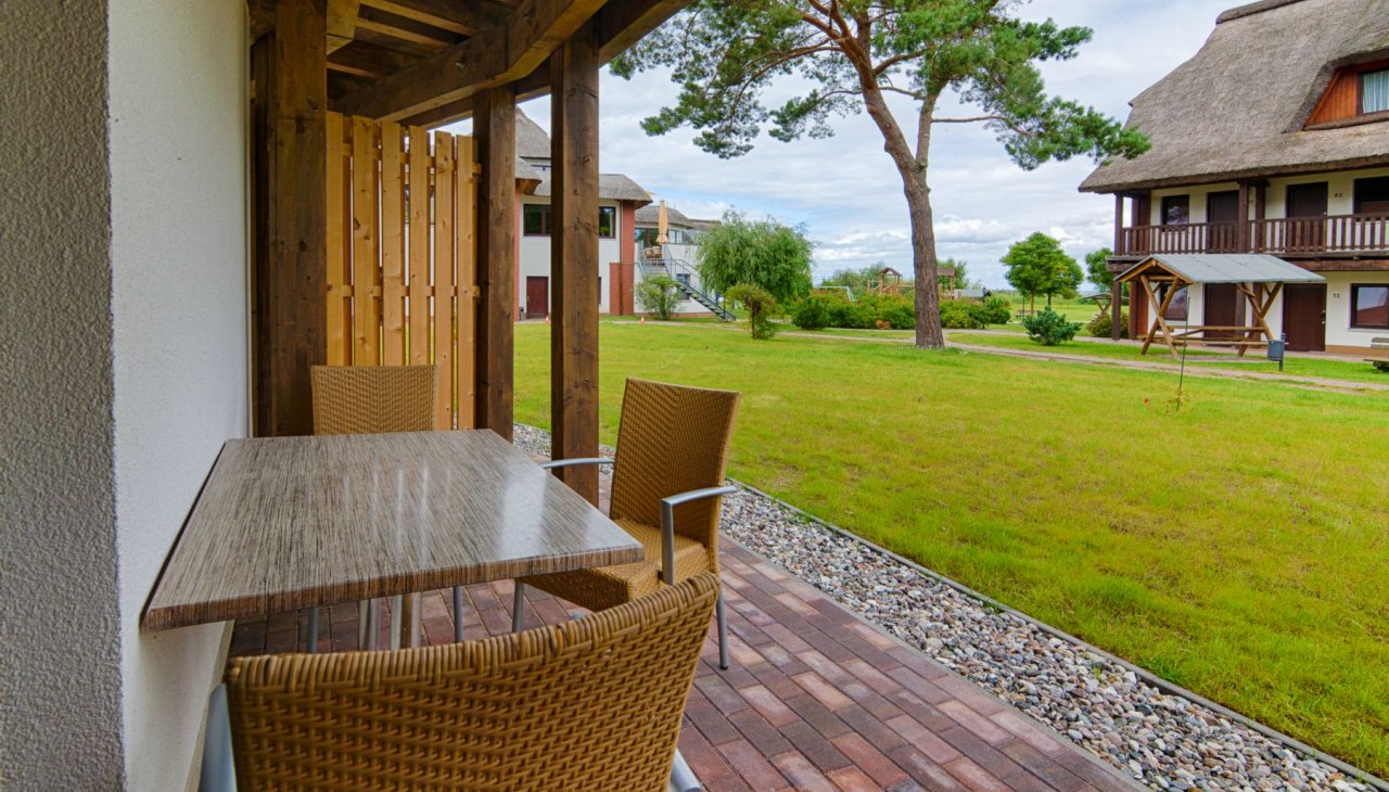 Terrasse eines Doppelzimmers, &copy; Hotel & Ferienanlage Haffhus GmbH