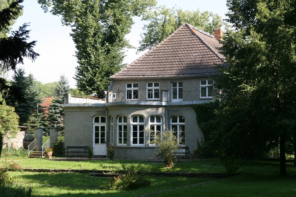 Gutshaus Au&szlig;enansicht // &copy; Sabrina Wittkopf-Schade