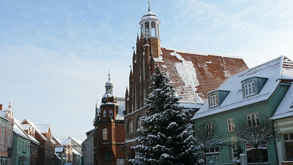 Grimmener Rathaus im Winter, © Ingo Belka Grimmener Rathaus im Winter, © Ingo Belka