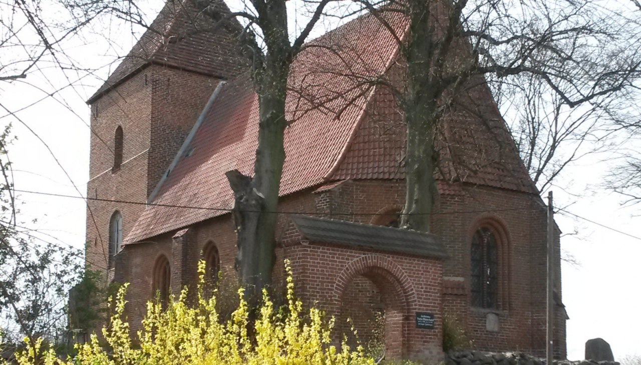 Dorf- und Radwegekirche Friedrichshagen, &copy; Ku