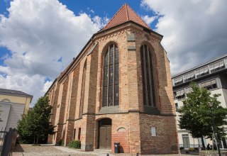 die Michaelisklosterkirche im Rostocker Stadtzentrum // &copy; Frank Burger