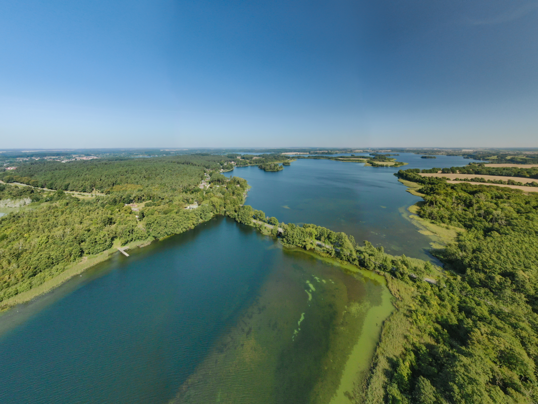 Een onvergetelijke vakantie in het vakantiehuis aan het meer van Krakau:
Natuur, ontspanning en activiteit gecombineerd // &copy; K&K Ferienimmobilien GmbH & Co.KG