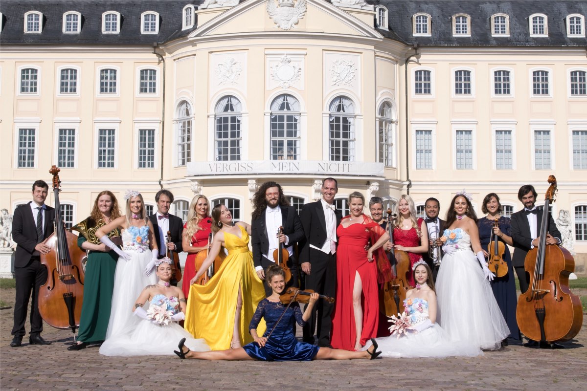 © Strauss Revue © Strauss Revue