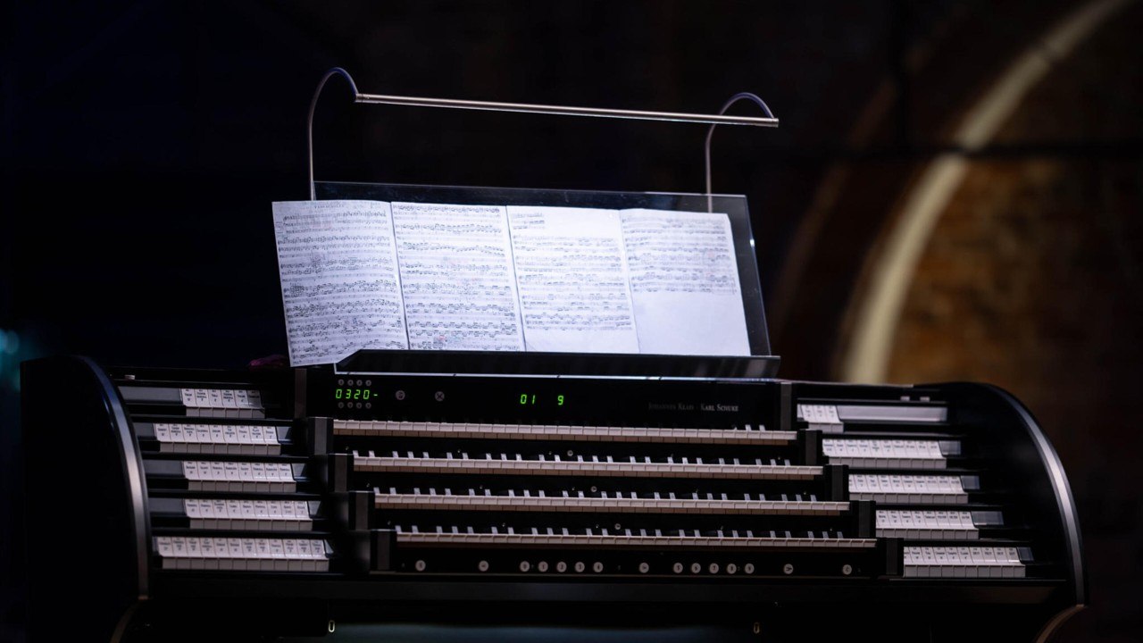 &copy; Jessica Schuck