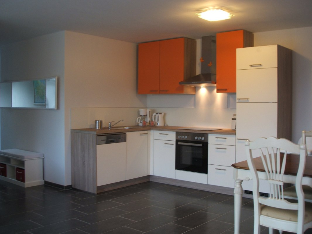 Keuken en eethoek // © Ostseehaus Windbreaker Keuken en eethoek // © Ostseehaus Windbreaker