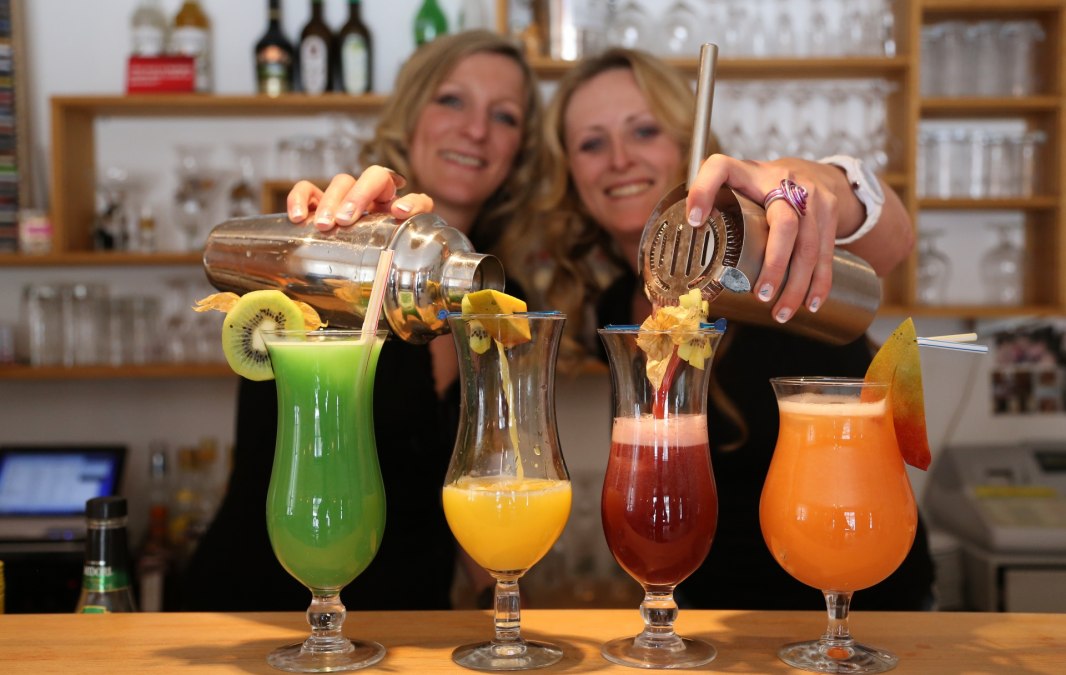 Cocktails f&uuml;r Sie frisch gemixt, &copy; Mante