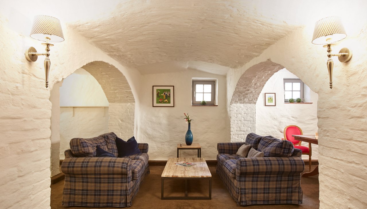 Platz für gemeinsame Spieleabende und ein gemütliches Pläuschen im Gewölbekeller auf Gut Vorbeck, © Gut Vorbeck / Thomas Mandt Platz für gemeinsame Spieleabende und ein gemütliches Pläuschen im Gewölbekeller auf Gut Vorbeck, © Gut Vorbeck / Thomas Mandt