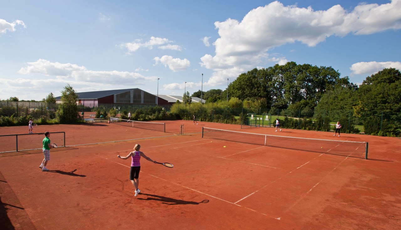Tennis im Golfclub Fleesensee // &copy; Golf Fleesensee