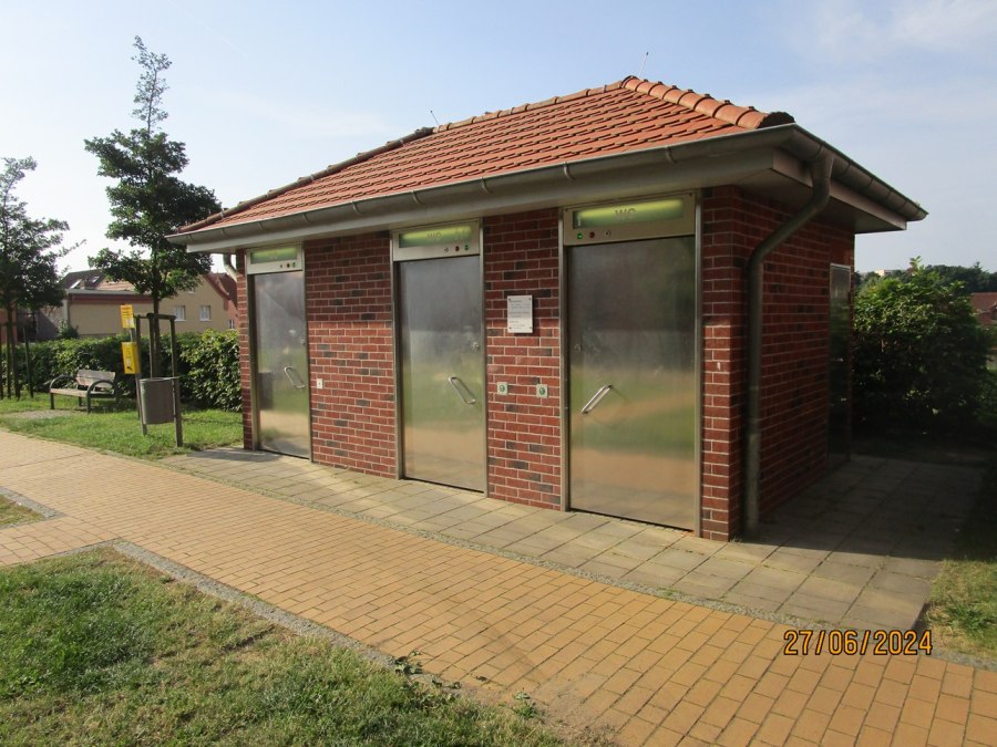 Öffentliches WC Kirchplatz, © Jonas Kurverwaltung