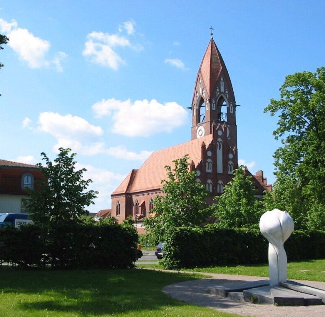 Maria-Rosenkranz-K&ouml;nigin-Kirche,
Katholische Kirche Demmin // &copy; Hansestadt Demmin