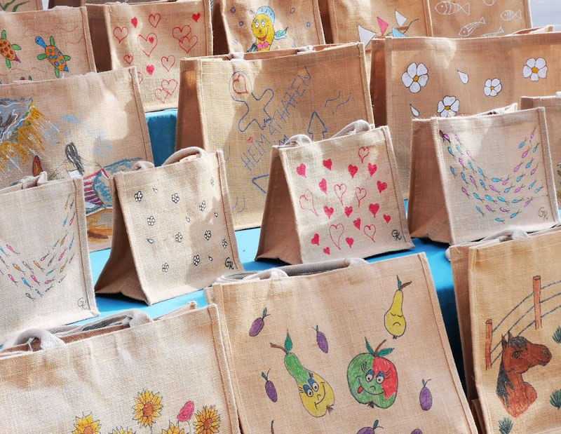 Handgefertigte Taschen // &copy; Ostseem&uuml;hle