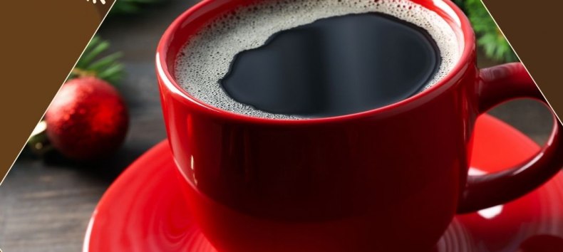 Rote Tasse mit Kaffee mit weihnachtlichem Hintergrund und grafischen Elementen, © Zoo Schwerin Rote Tasse mit Kaffee mit weihnachtlichem Hintergrund und grafischen Elementen, © Zoo Schwerin