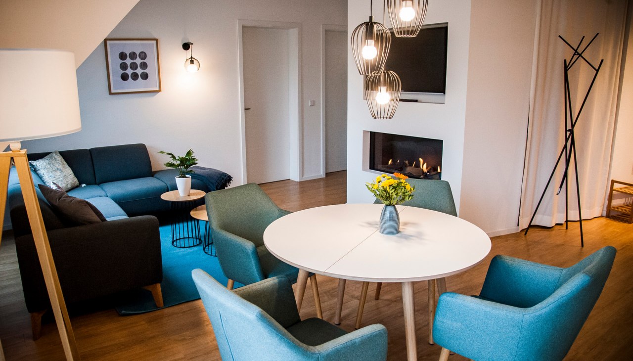 In jeder Ferienwohnung sorgt ein Kamin für behagliches Wohnambiente, © Lichthof Neubrandenburg In jeder Ferienwohnung sorgt ein Kamin für behagliches Wohnambiente, © Lichthof Neubrandenburg