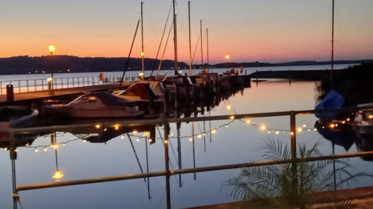 &copy; Hafenkieker Kummerow