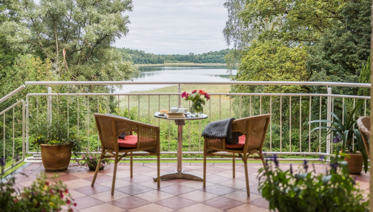 Blick von der Terrasse auf den See, © C. Heiser Blick von der Terrasse auf den See, © C. Heiser