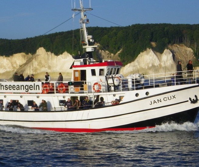 &copy; Angel- und Ausflugsschifffahrt R&uuml;gen GmbH