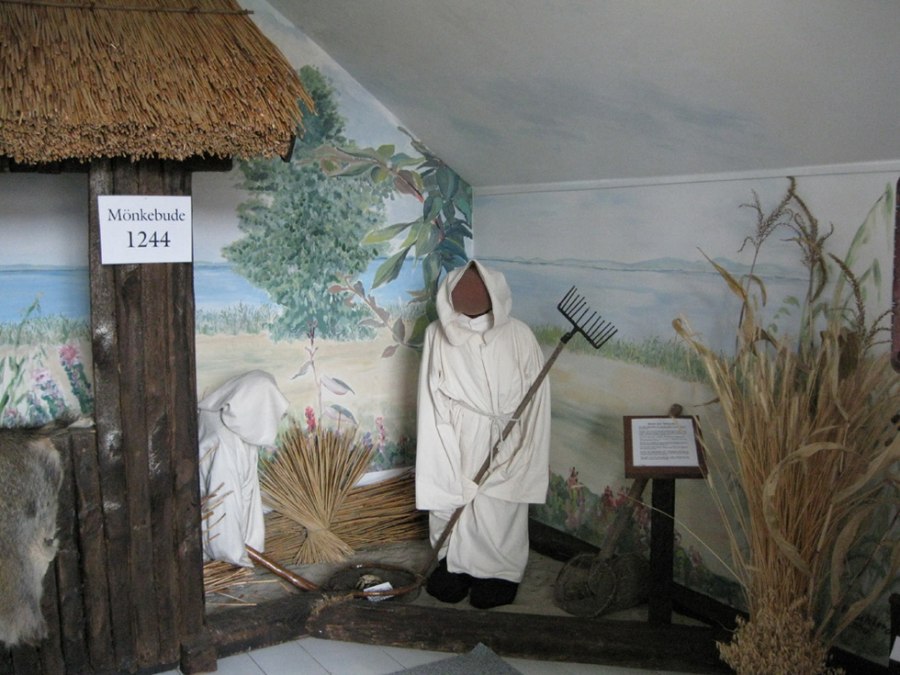 Uit het leven van de vissers en monniken in Mönkebude, © TVV-Angelika Michaelis Uit het leven van de vissers en monniken in Mönkebude, © TVV-Angelika Michaelis