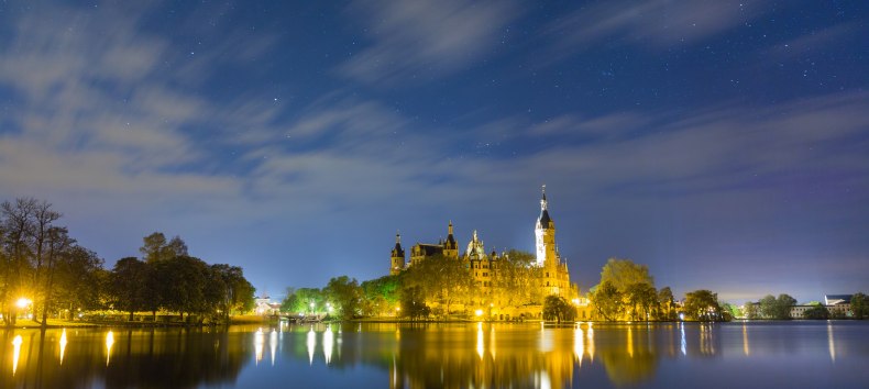 &copy; Oliver Borchert