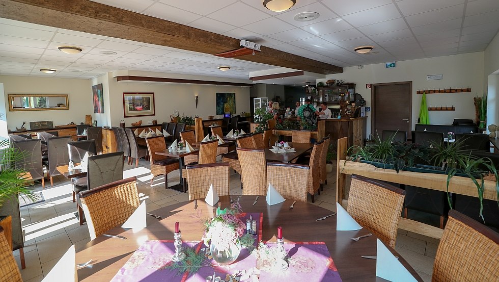 Restaurant Max // © Vaske Restaurant Max // © Vaske