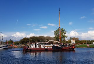 Traditionsschiff auf dem Ryck // &copy; Theres Behnke
