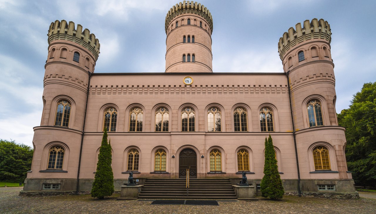 Buitenaanzicht van het jachthuis Granitz, © SSGK MV / Timm Allrich Buitenaanzicht van het jachthuis Granitz, © SSGK MV / Timm Allrich