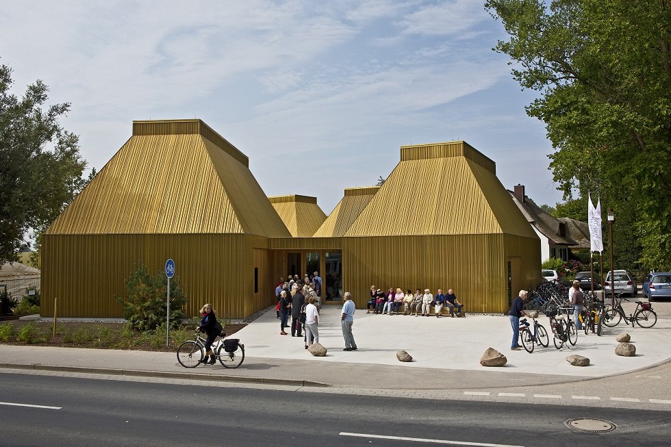 Kunstmuseum Ahrenshoop, Außenansicht, © Kurverwaltung Ahrenshoop · Foto voigt&kranz UG, Prerow Kunstmuseum Ahrenshoop, Außenansicht, © Kurverwaltung Ahrenshoop · Foto voigt&kranz UG, Prerow