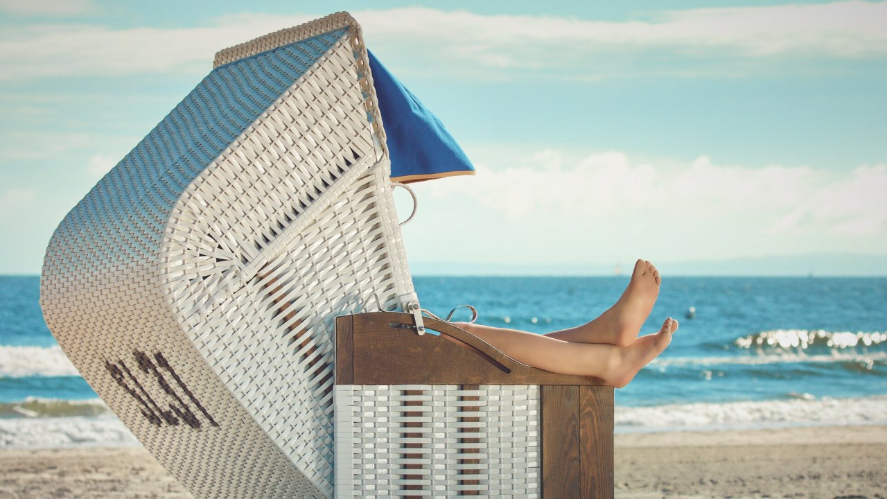 Vakantie idylle - pure ontspanning op het strand // &copy; TMV/Pocha.de