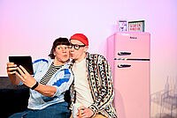Liebst Du mich, KI-Foto-Theaterwerft // © Theaterwerft Greifswald Liebst Du mich, KI-Foto-Theaterwerft // © Theaterwerft Greifswald