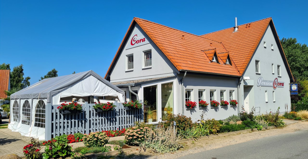 Buitenaanzicht // &copy; Glander