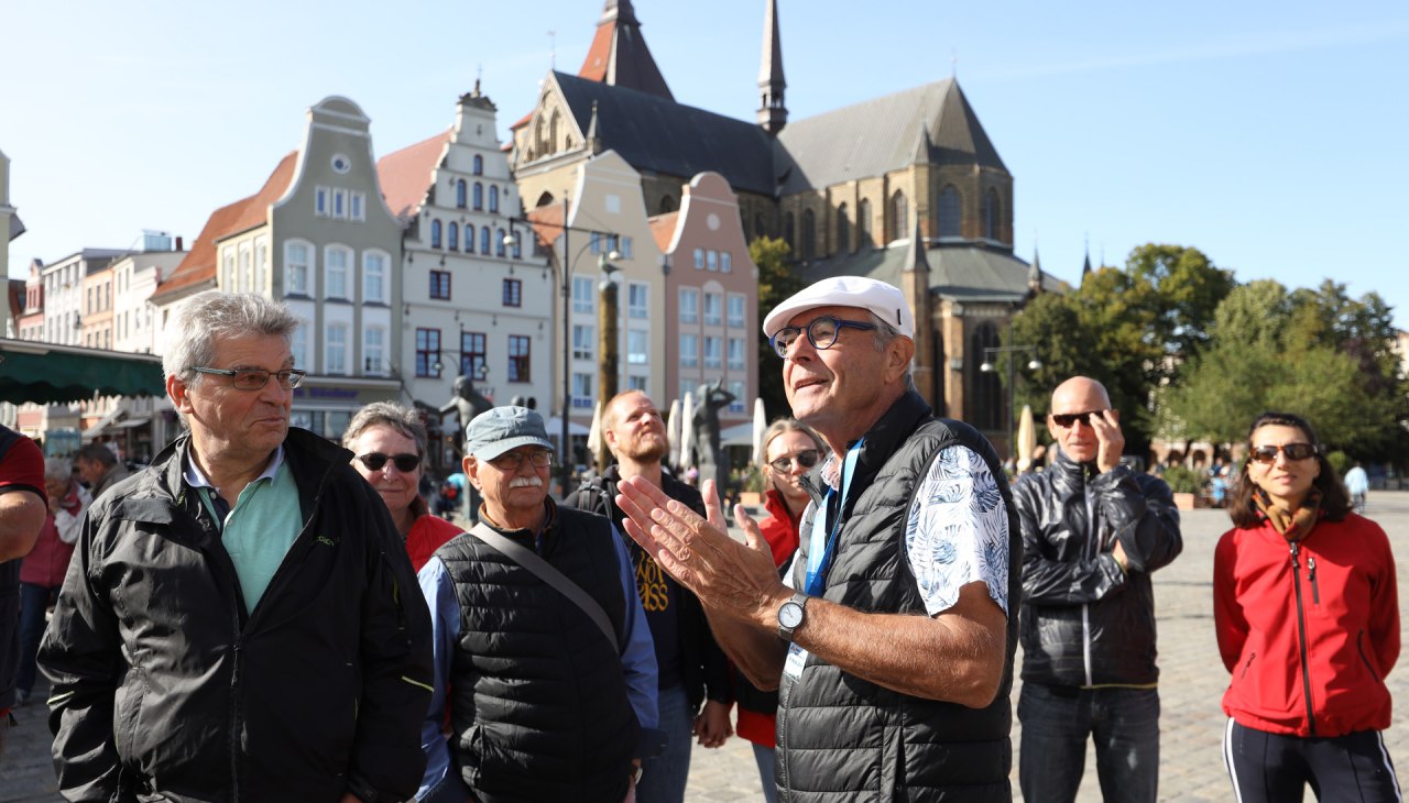Rondleiding door het historische stadscentrum van de Hanze- en universiteitsstad Rostock, © TZRW/D. Gohlke Rondleiding door het historische stadscentrum van de Hanze- en universiteitsstad Rostock, © TZRW/D. Gohlke