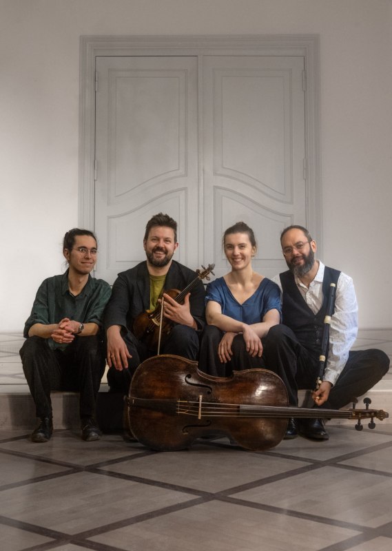 von links: Luis Lorscheider, Christian Voß, Anna Reisener, Felipe Egaña Labrin // © Leo Zwiebel von links: Luis Lorscheider, Christian Voß, Anna Reisener, Felipe Egaña Labrin // © Leo Zwiebel