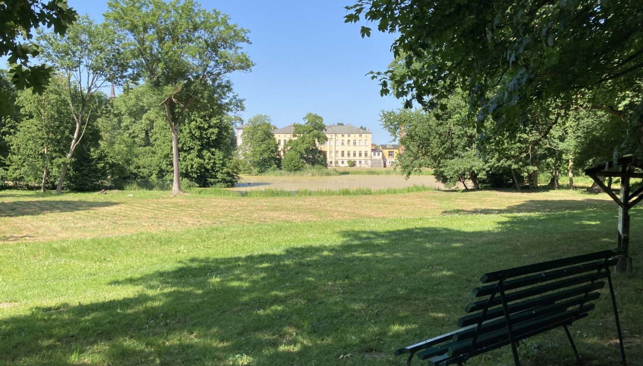 Im Schlosspark Semlow, © Tourismusverein VR/Manuela Steimle