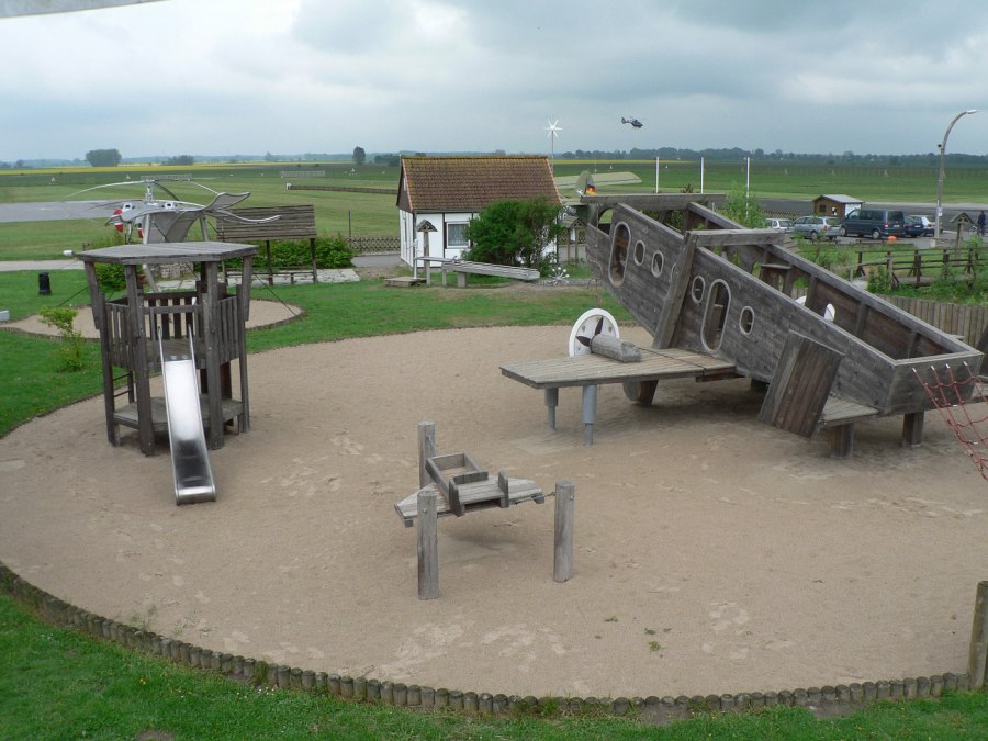 Flugbetrieb zum Mitspielen, © Wittig Flugbetrieb zum Mitspielen, © Wittig