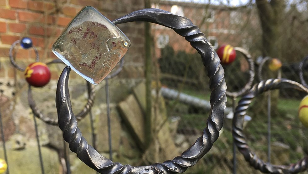 Ijzer en glas, smeedwerk door Sieghardt Freyer // &copy; Manfred Thrun