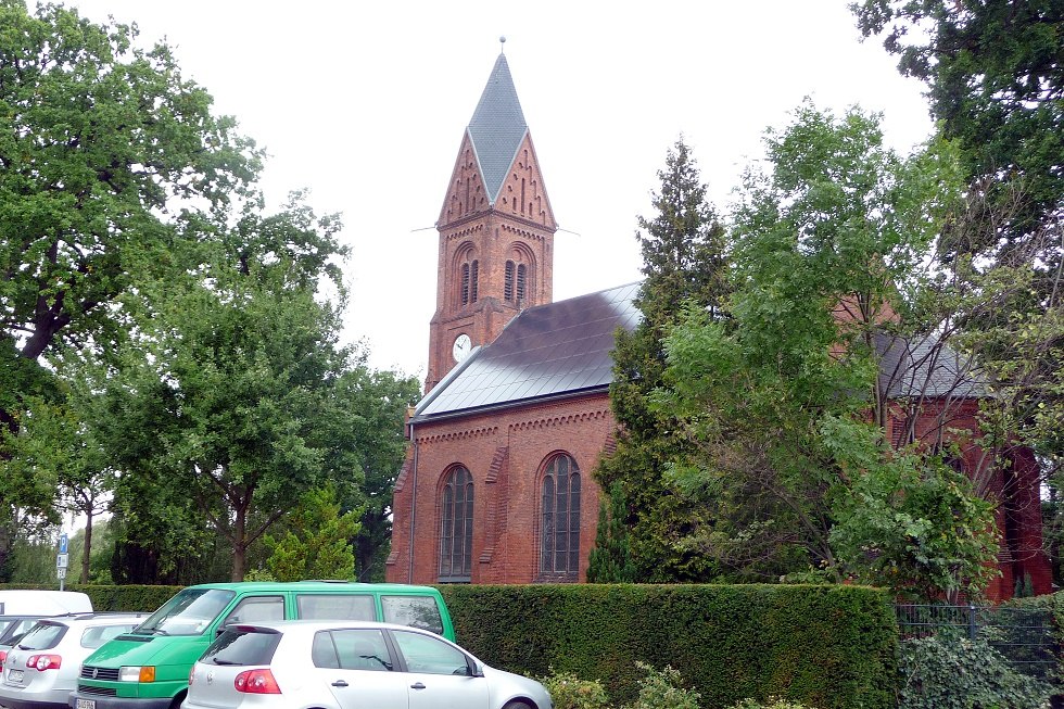 Außenansicht der Kirche // © Sabrina Wittkopf-Schade Außenansicht der Kirche // © Sabrina Wittkopf-Schade