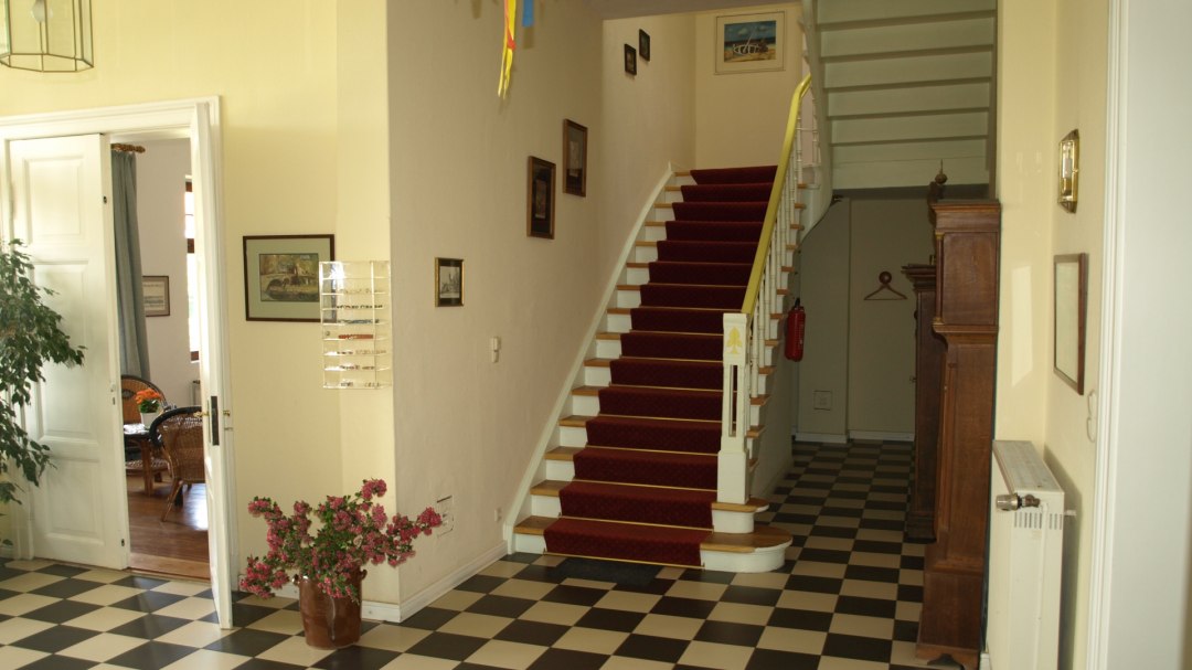 Gutshaus Neu Wendorf Eingang, © Hans-Hellmuth Eben