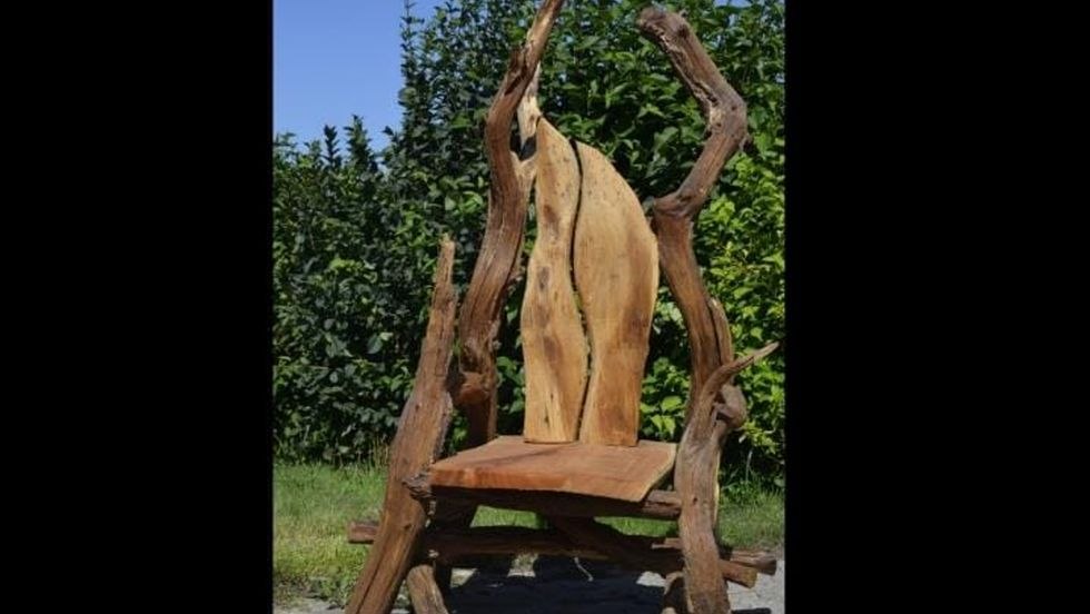 Stuhl aus massiver Eiche, &copy; Streif, Frank